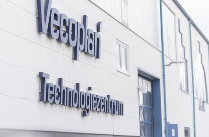 Vecoplan setzt auf PROCON-WEB HTML5 Web-HMI für digitale (Foto: Weidmüller)