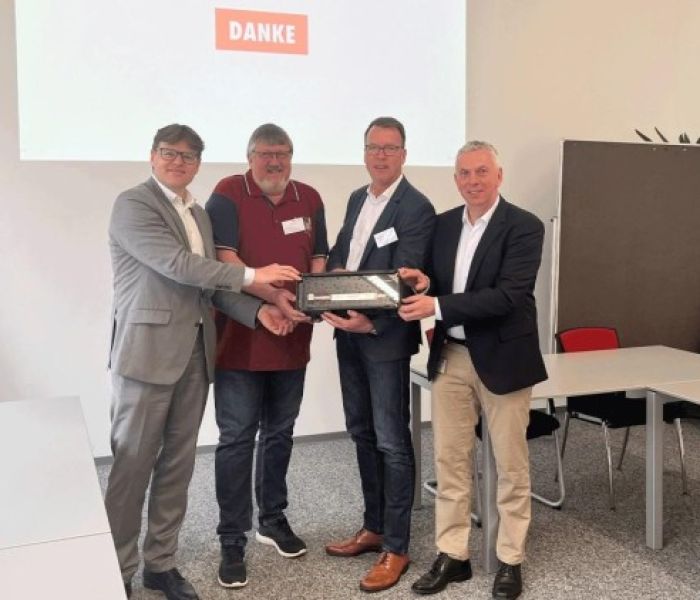 Würth Industrie Service und Kannegiesser feiern 25 Jahre (Foto: Pia Schmitt, Würth Industrie Service GmbH & Co. KG)